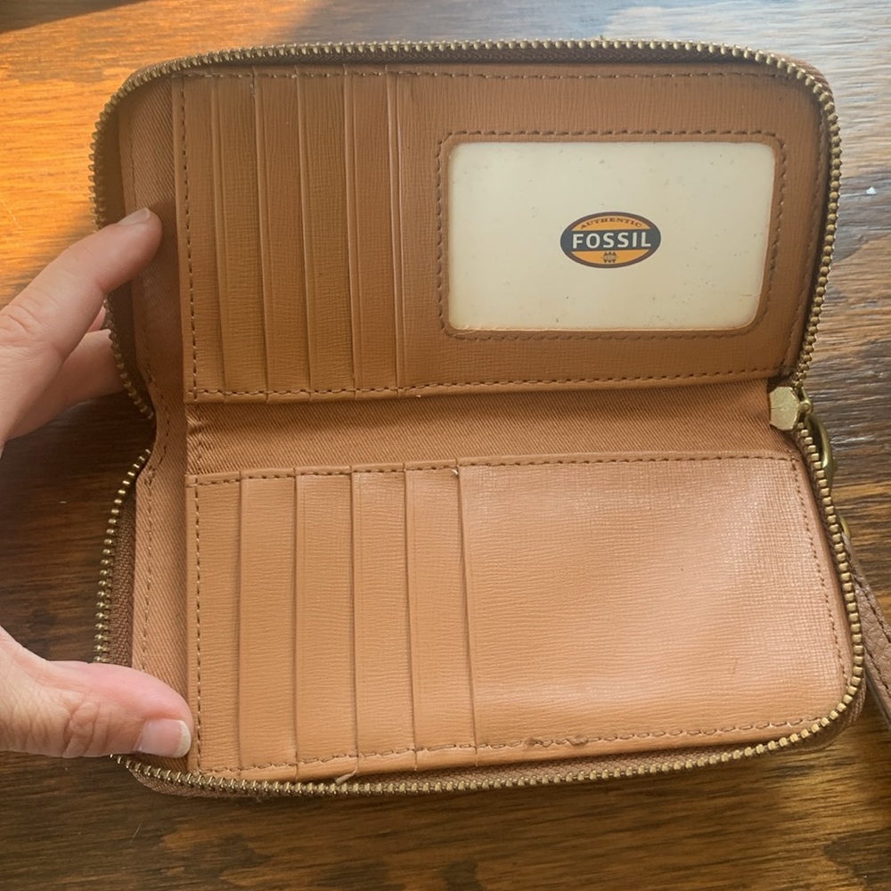 Fossil Wristlet Wallet - image 3